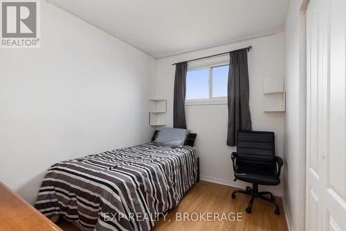 90 - 857 Datzell Lane S, Kingston (South Of Taylor-Kidd Blvd), ON - Indoor Photo Showing Bedroom