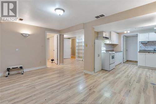 162 Martin, Lakeshore, ON - Indoor Photo Showing Kitchen