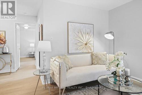 2309 - 28 Empress Avenue, Toronto, ON - Indoor Photo Showing Living Room