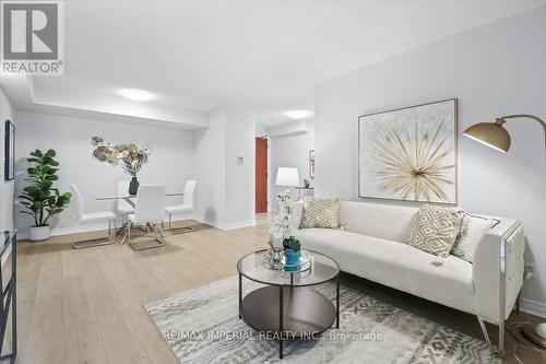 2309 - 28 Empress Avenue, Toronto, ON - Indoor Photo Showing Living Room