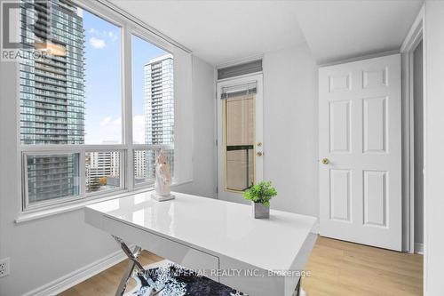 2309 - 28 Empress Avenue, Toronto, ON - Indoor Photo Showing Other Room