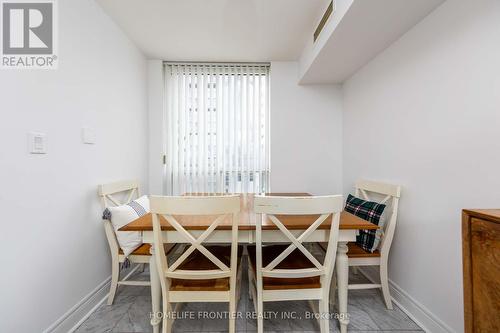 305 - 18 Hillcrest Avenue, Toronto, ON - Indoor Photo Showing Dining Room