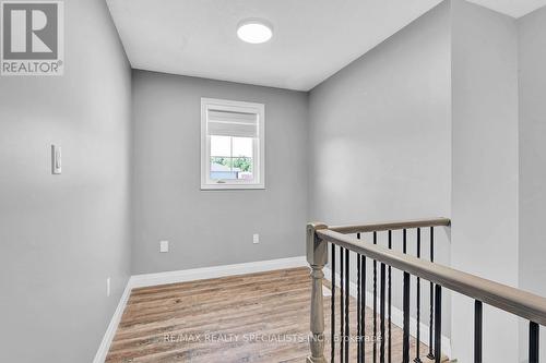 92 Pebblecreek Drive, Kitchener, ON - Indoor Photo Showing Other Room