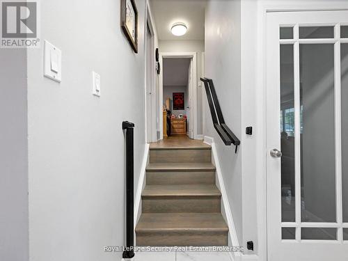 2 Maitland Avenue, Hamilton, ON - Indoor Photo Showing Other Room