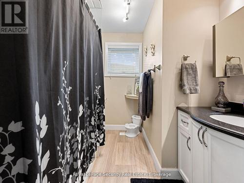 2 Maitland Avenue, Hamilton, ON - Indoor