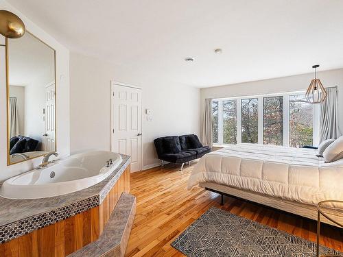 Master bedroom - 315 Ch. Narrows, Stanstead - Canton, QC - Indoor Photo Showing Bedroom