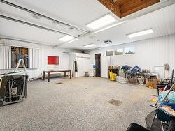 Garage - 