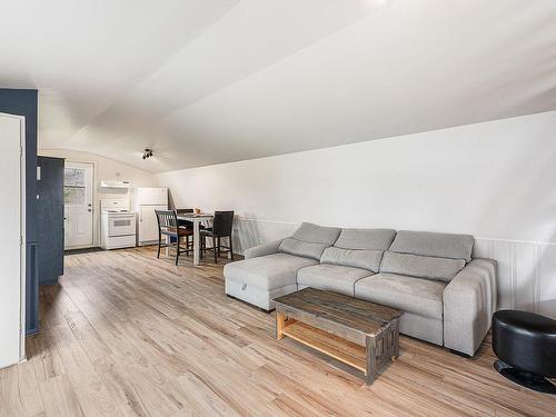 Other - 315 Ch. Narrows, Stanstead - Canton, QC - Indoor Photo Showing Living Room