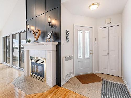 Hall - 315 Ch. Narrows, Stanstead - Canton, QC - Indoor Photo Showing Other Room With Fireplace