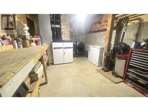 224 E 4Th Avenue, Prince Rupert, BC - Indoor Photo Showing Laundry Room