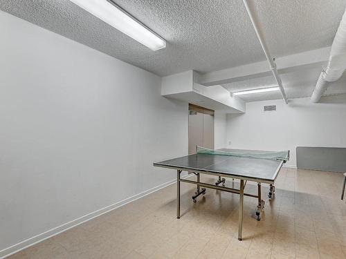 Salle de jeux - 104-1550 Av. Panama, Brossard, QC - Indoor