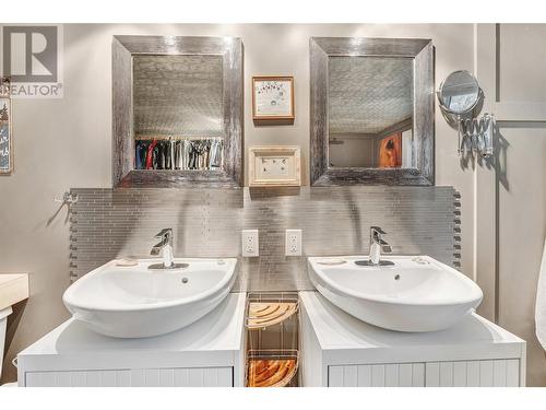 11514 Jubilee Road W, Summerland, BC - Indoor Photo Showing Bathroom