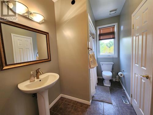 45 River Dr, Blind River, ON - Indoor Photo Showing Bathroom