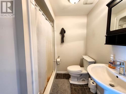 45 River Dr, Blind River, ON - Indoor Photo Showing Bathroom