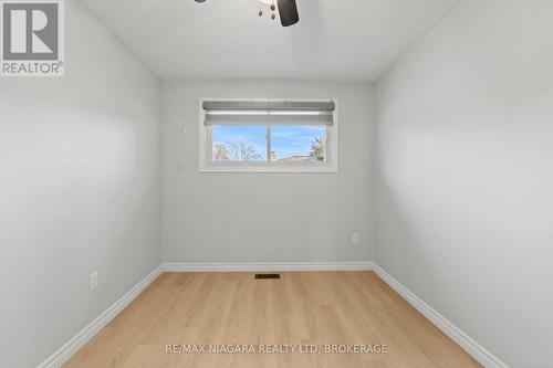 192 Dorchester Boulevard, St. Catharines (444 - Carlton/Bunting), ON - Indoor Photo Showing Other Room