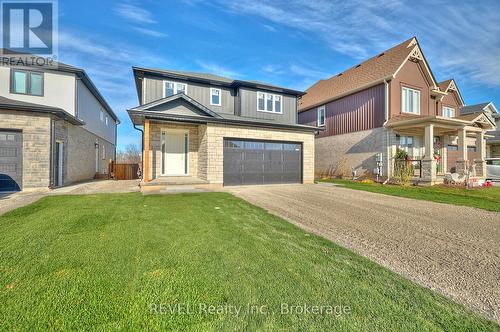 7363 Sherrilee Crescent, Niagara Falls (222 - Brown), ON - Outdoor With Facade