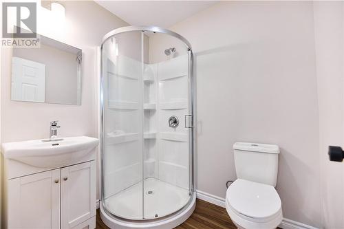 408 King Street, Sudbury, ON - Indoor Photo Showing Bathroom