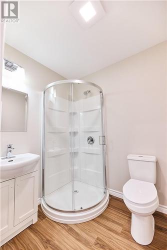 408 King Street, Sudbury, ON - Indoor Photo Showing Bathroom