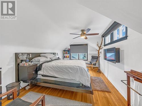 976 Grand Marais Road West, Windsor, ON - Indoor Photo Showing Bedroom