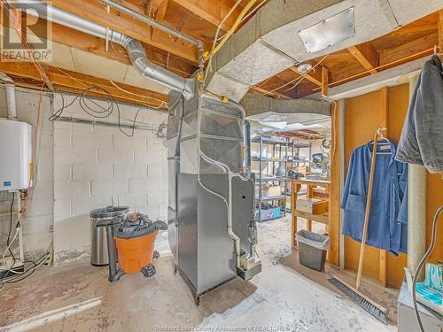 976 Grand Marais Road West, Windsor, ON - Indoor Photo Showing Basement