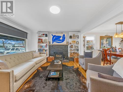 976 Grand Marais Road West, Windsor, ON - Indoor Photo Showing Living Room With Fireplace