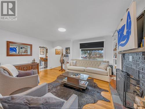 976 Grand Marais Road West, Windsor, ON - Indoor Photo Showing Living Room With Fireplace