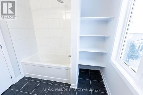 335 Falsetto Street, Ottawa, ON - Indoor Photo Showing Bathroom