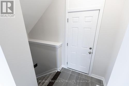 335 Falsetto Street, Ottawa, ON - Indoor Photo Showing Other Room