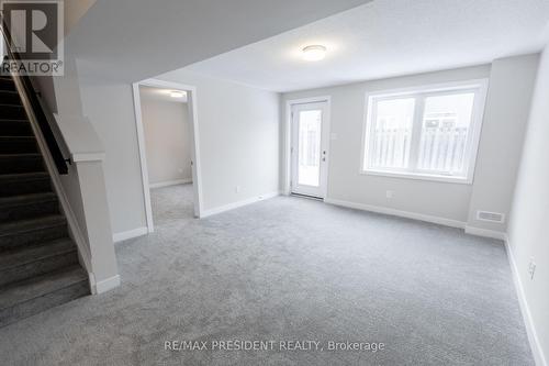 335 Falsetto Street, Ottawa, ON - Indoor Photo Showing Other Room