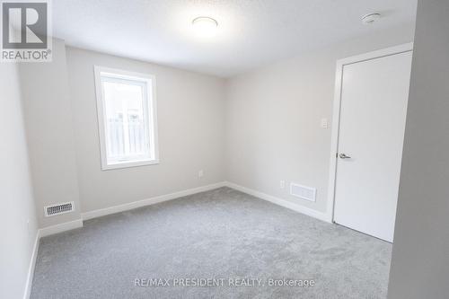 335 Falsetto Street, Ottawa, ON - Indoor Photo Showing Other Room