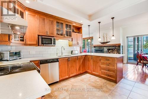 3363 Concession Rd 1 Road, Alfred And Plantagenet, ON - Indoor Photo Showing Kitchen