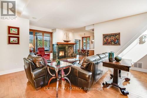 3363 Concession Rd 1 Road, Alfred And Plantagenet, ON - Indoor Photo Showing Living Room With Fireplace