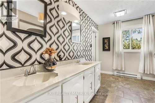 771 Rejane Crescent, Hawkesbury, ON - Indoor Photo Showing Bathroom