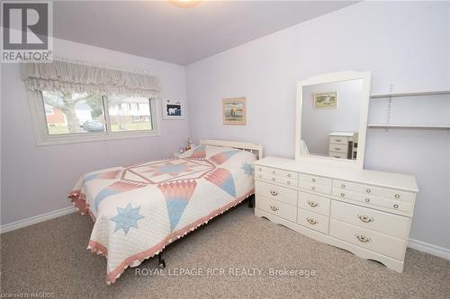 180 Miller Street, Wellington North (Mount Forest), ON - Indoor Photo Showing Bedroom