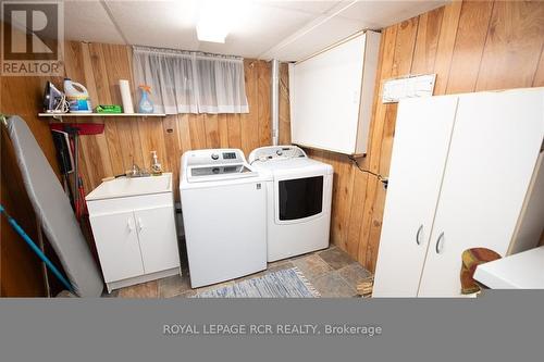 180 Miller Street, Wellington North (Mount Forest), ON - Indoor Photo Showing Laundry Room