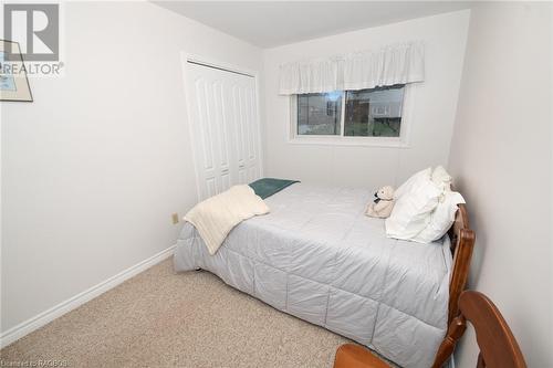 180 Miller Street, Mount Forest, ON - Indoor Photo Showing Bedroom