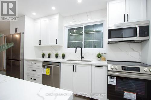 11450 Simcoe Street, Scugog, ON - Indoor Photo Showing Kitchen With Upgraded Kitchen