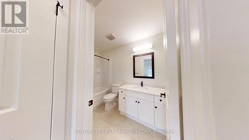 55 - 1960 Evans Boulevard, London, ON - Indoor Photo Showing Bathroom