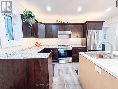 29 John Street, Temiskaming Shores (New Liskeard), ON - Indoor Photo Showing Kitchen With Upgraded Kitchen