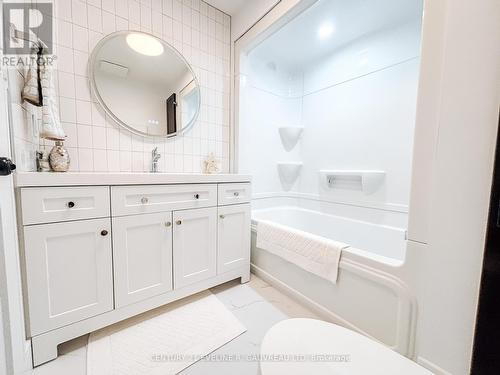 29 John Street, Temiskaming Shores (New Liskeard), ON - Indoor Photo Showing Bathroom