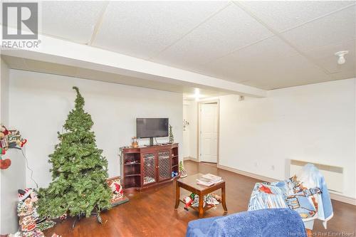 375 Rue Coughlan Street, Tracadie, NB - Indoor Photo Showing Living Room