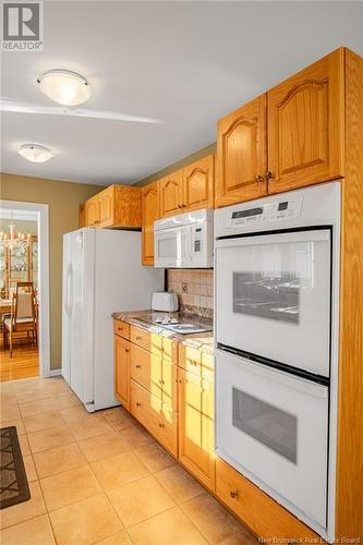 285 Balmoral Court, Saint John, NB - Indoor Photo Showing Kitchen