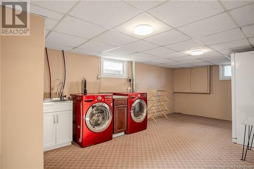 285 Balmoral Court, Saint John, NB - Indoor Photo Showing Laundry Room