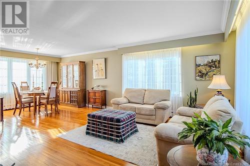 285 Balmoral Court, Saint John, NB - Indoor Photo Showing Living Room