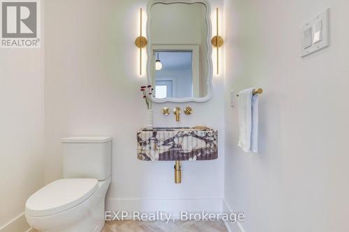 4306 Sixth Avenue, Niagara Falls (210 - Downtown), ON - Indoor Photo Showing Bathroom