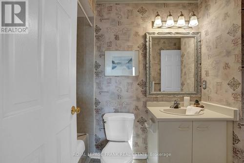 41 Cecil Found Crescent, Clarington (Courtice), ON - Indoor Photo Showing Bathroom