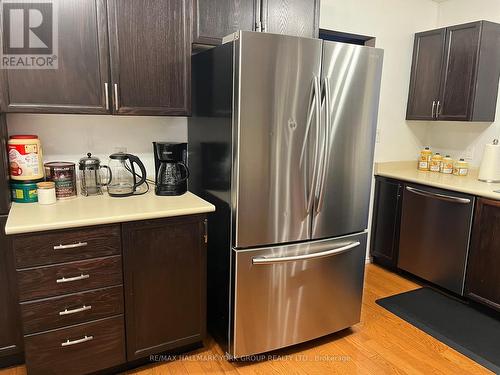 1884 Simcoe Boulevard, Innisfil, ON - Indoor Photo Showing Kitchen