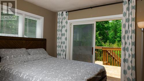 1884 Simcoe Boulevard, Innisfil, ON - Indoor Photo Showing Bedroom