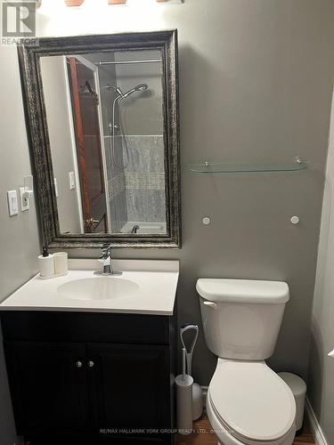 1884 Simcoe Boulevard, Innisfil, ON - Indoor Photo Showing Bathroom