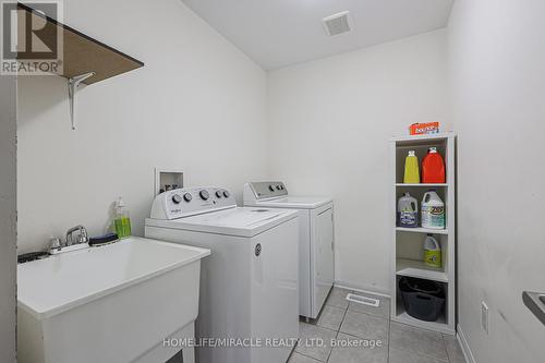 15 Davidson Drive, New Tecumseth, ON - Indoor Photo Showing Laundry Room